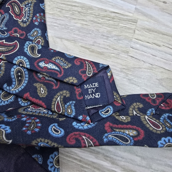 Polo by Ralph Lauren 100% Italian silk navy blue paisley print tie 56" long USA - Picture 4 of 6